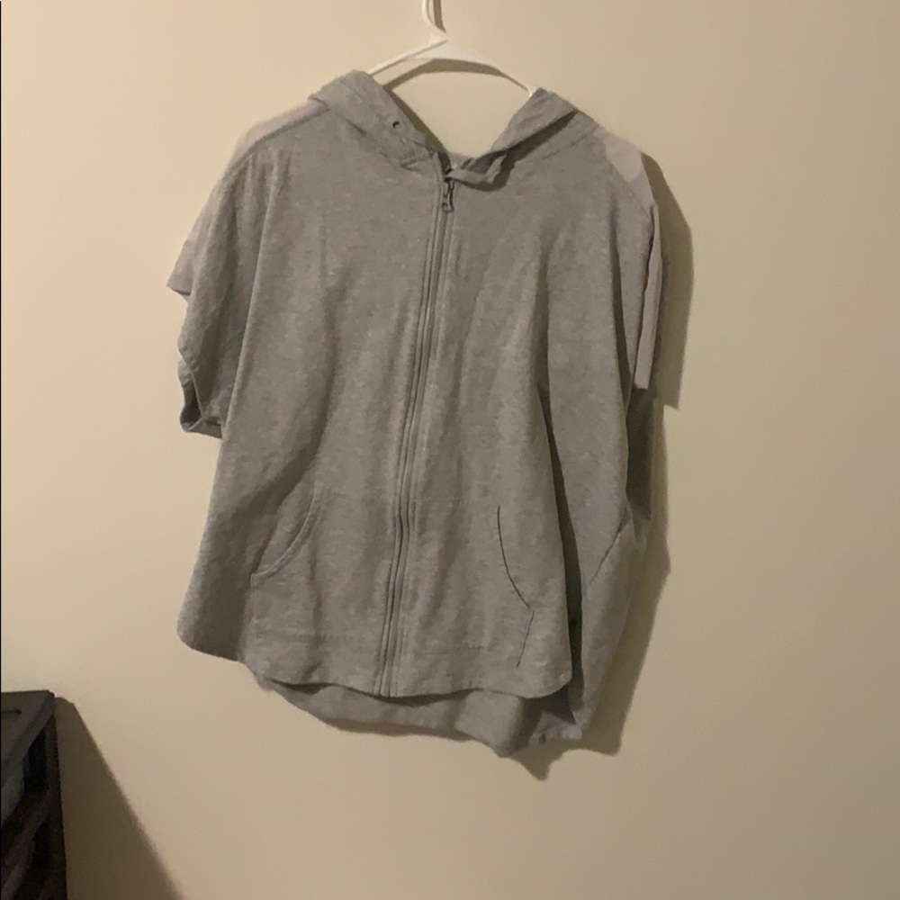 T-shirt hoodie